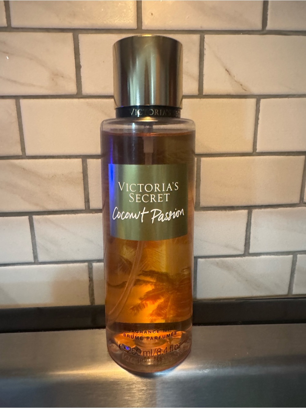 Victoria's Secret Coconut Passion Fragrance Mist -